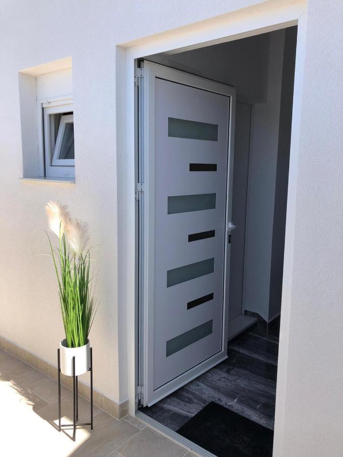 Apartman Luce Apartamento Bibinje Exterior foto